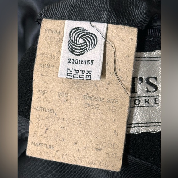 Hugo Boss Virgin Wool Long Trench Coat - Picture 11 of 13